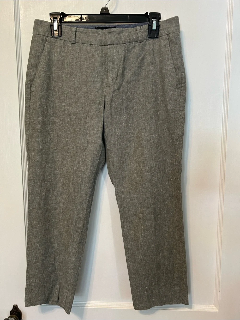 Banana Republic Women’s Light Green Dress Pants